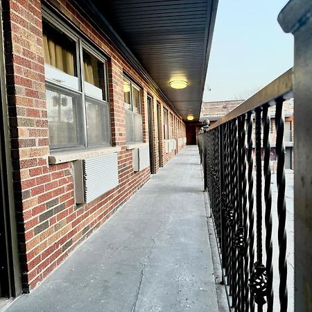 Admiral Motel By Oyo Chicago I-94 Exterior photo